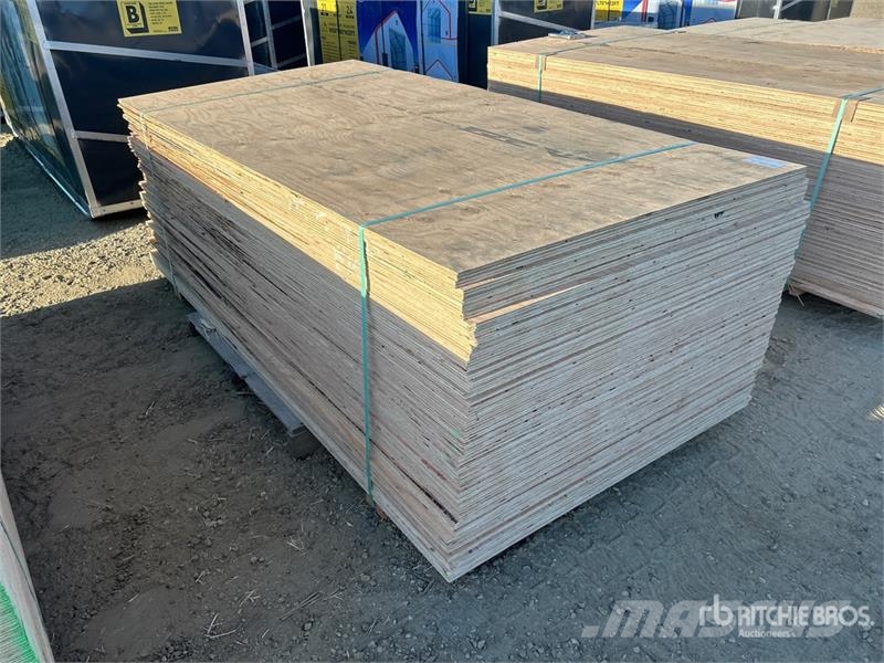 Quantity of (50) 4 ft x 8 ft 5/8 in CSP/DFP No Sta Ďalšie komponenty