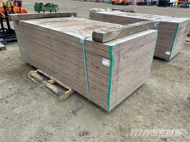 Quantity of (50) 4 ft x 8 ft 5/8 DFP Plywood Plywo Inne akcesoria