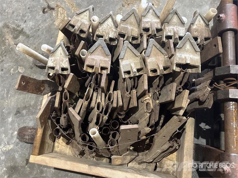  Quantity of (50) 4 in Paired Row Drill Openers Lauksaimniecība- Citi