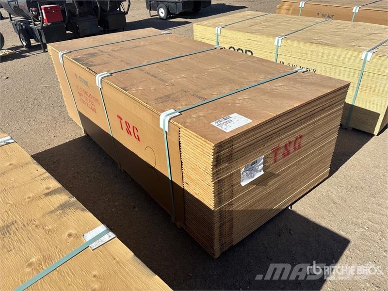 Quantity of (50) 5/8" 4x8 Douglas Fir Tongue & Gro Andre komponenter