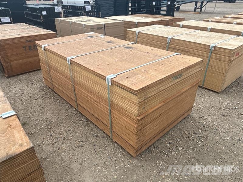  Quantity of (50) 5/8" 4x8 CSP/DFP No Stamp Plywood Drugi deli