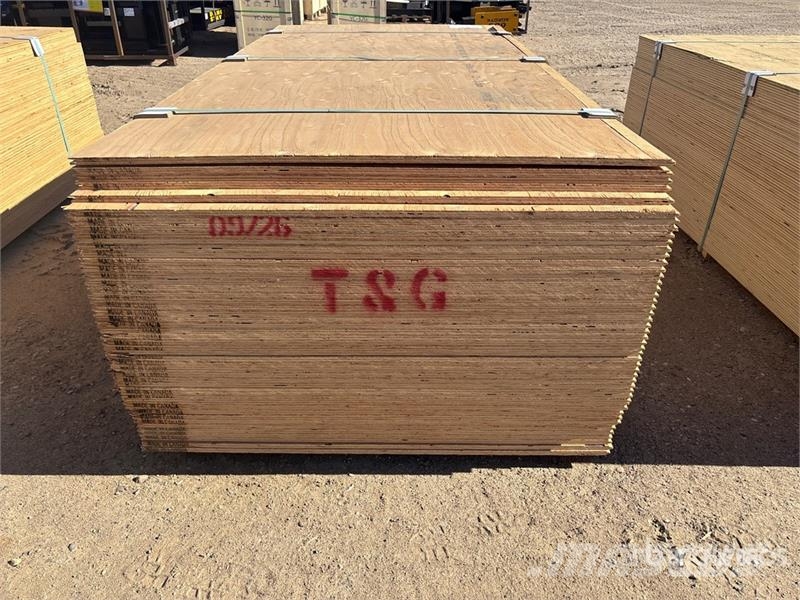  Quantity of (50) 5/8" 4x8 Douglas Fir Tongue & Gro Andre komponenter