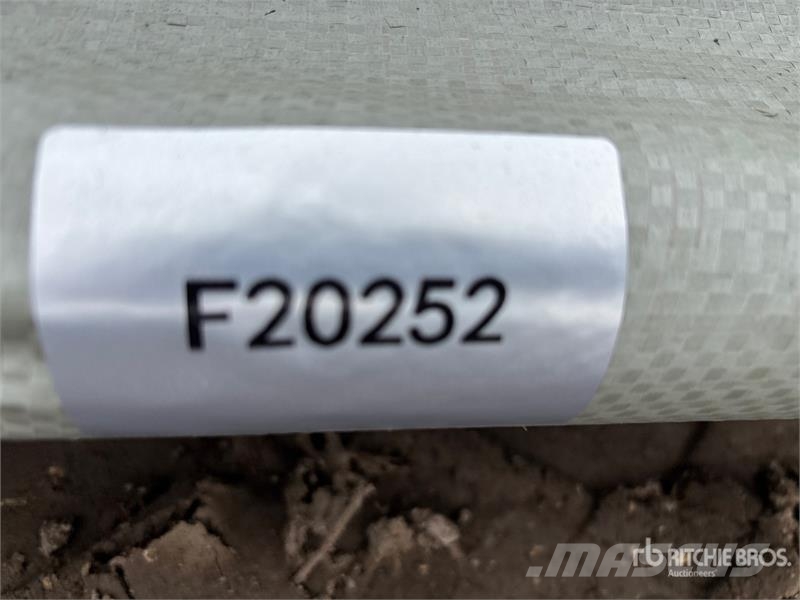  Quantity of (50)  SKLP SK-XH50 3 ft x 10 ft Galval Dispozitive de ridicare / lifturi pentru diferite materiale
