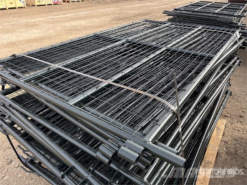  Quantity of (54)  BYT MSPP07 7 ft x 4 ft 3 in Mesh ماكينات وملحقات مواش أخرى