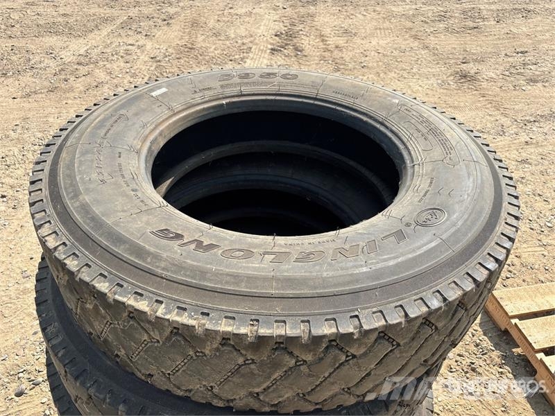 Quantity of (6) 11R24.5 Tires Opony, koła i felgi