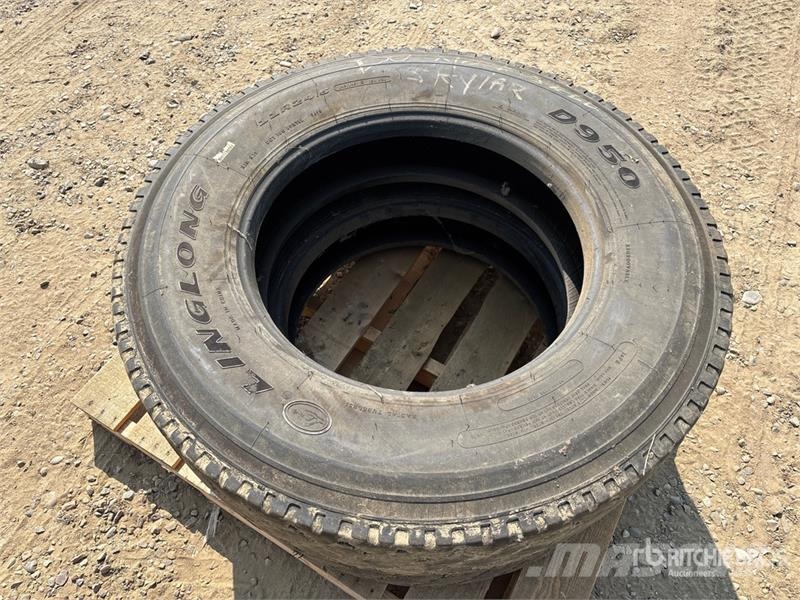 Quantity of (6) 11R24.5 Tires Opony, koła i felgi