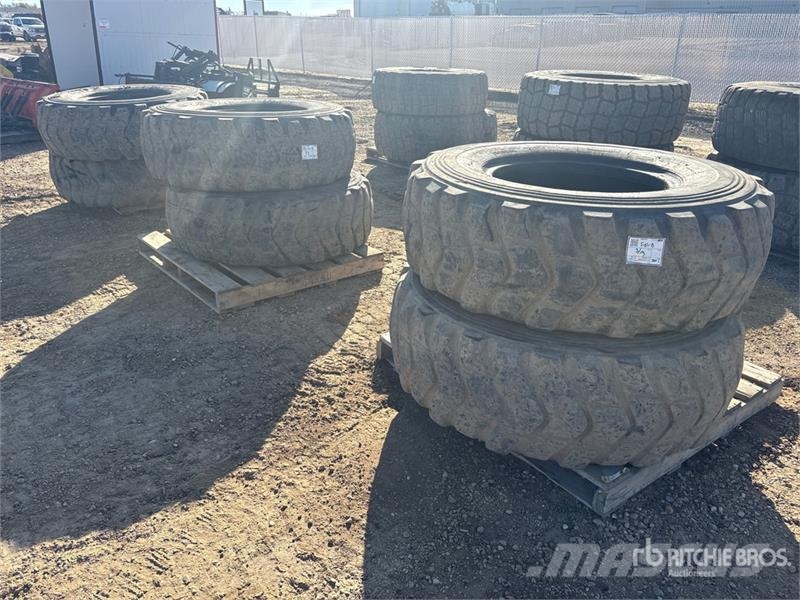 Quantity of (6) 17.5R25 Tires Gume, točkovi i felne