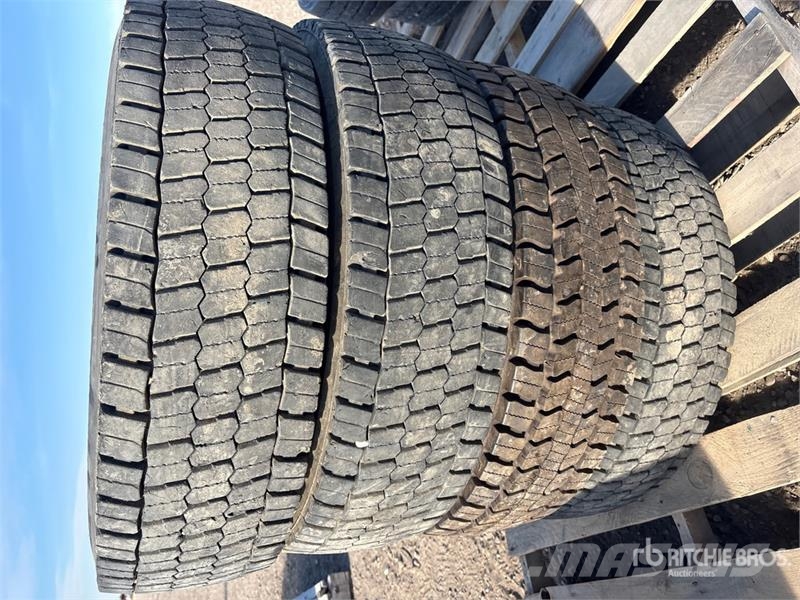 Quantity of (6) 225/70R19.5 Tires (Unused) Gume, kolesa in platišča