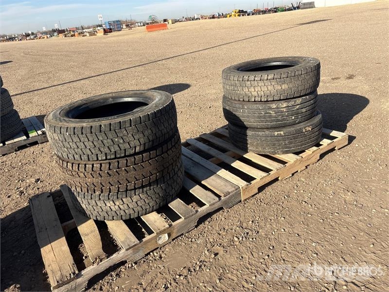 Quantity of (6) 225/70R19.5 Tires (Unused) Gume, kolesa in platišča