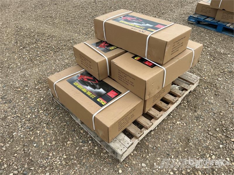 Quantity of (6) 3.5T Dual Pump floor Jack (Unused) Drugi deli