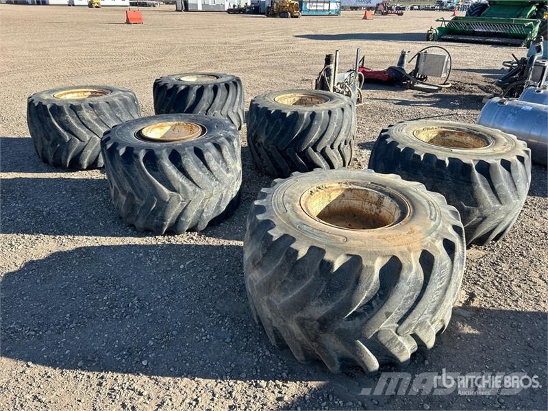Quantity of (6) 48x31.00-20 Floatation Rims & Tire Gume, točkovi i felne