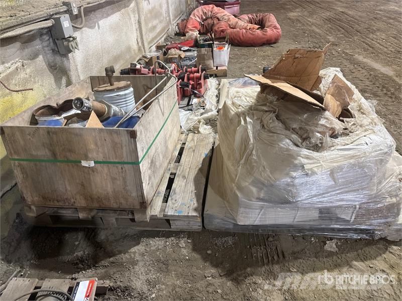 Quantity of (6) 5 ton Push Trolley Putkistonkäsittelylaitteet