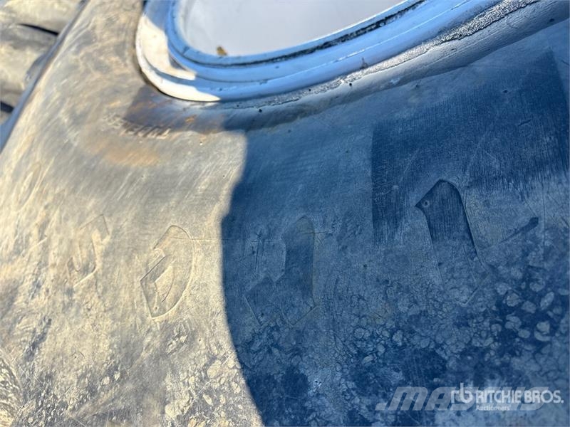 Quantity of (6) 66/43.00x25 Tires - Fits Floater B Gume, točkovi i felne