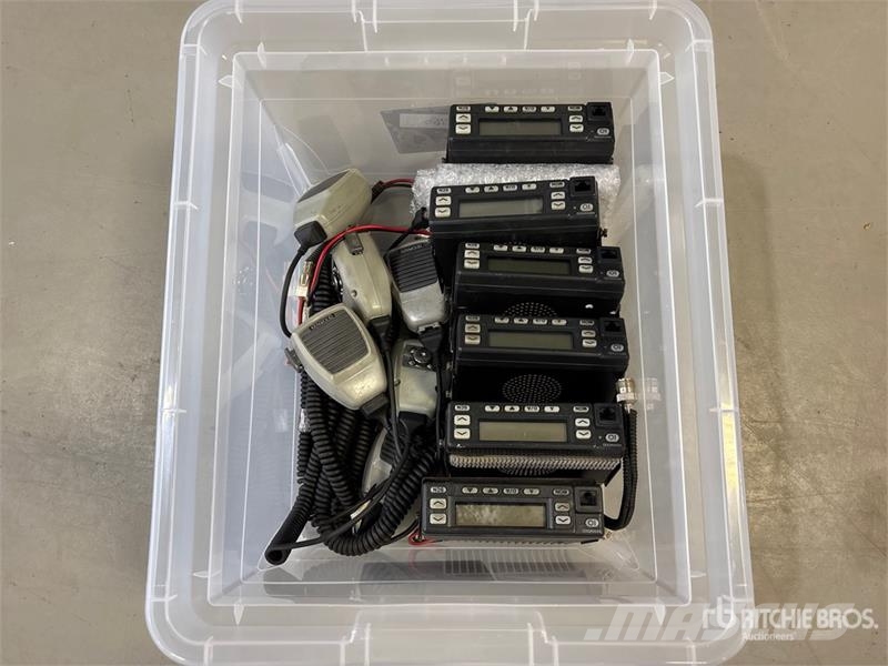 Quantity of (6) Kenwood TK760HG Truck Radios Ďalšie komponenty