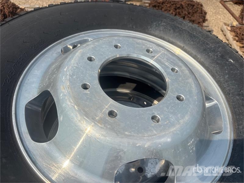 Quantity of (6) Michelin 245/75R17 Tires (Unused) Tyres, wheels and rims