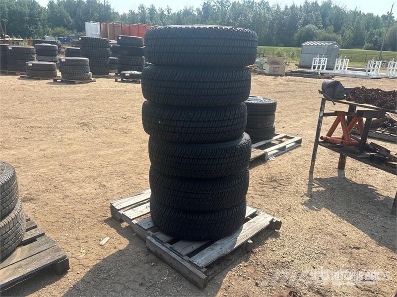 Quantity of (6) Michelin 245/75R17 Tires (Unused) Tyres, wheels and rims