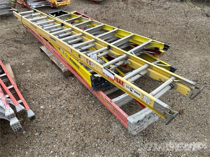 Quantity of (6) Miscellaneous Ladder Kopėčios ir platformos