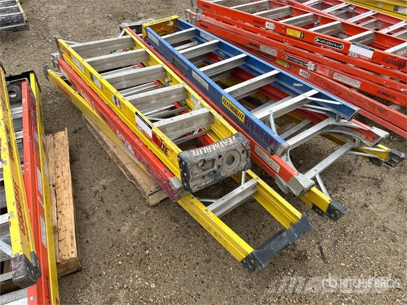 Quantity of (6) Miscellaneous Ladder Kopėčios ir platformos