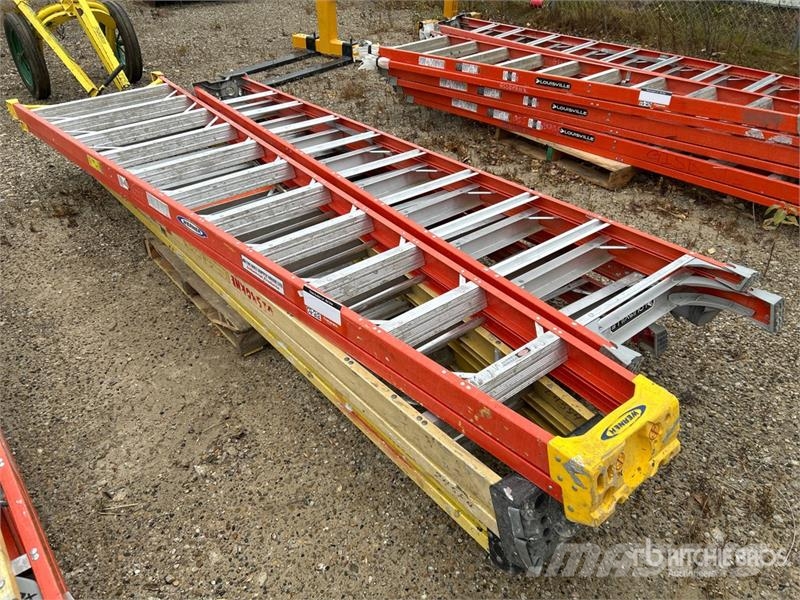 Quantity of (6) Miscellaneous Ladder Kopėčios ir platformos