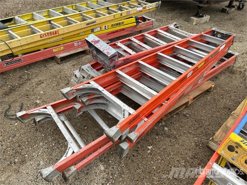 Quantity of (6) Miscellaneous Ladder Kopėčios ir platformos