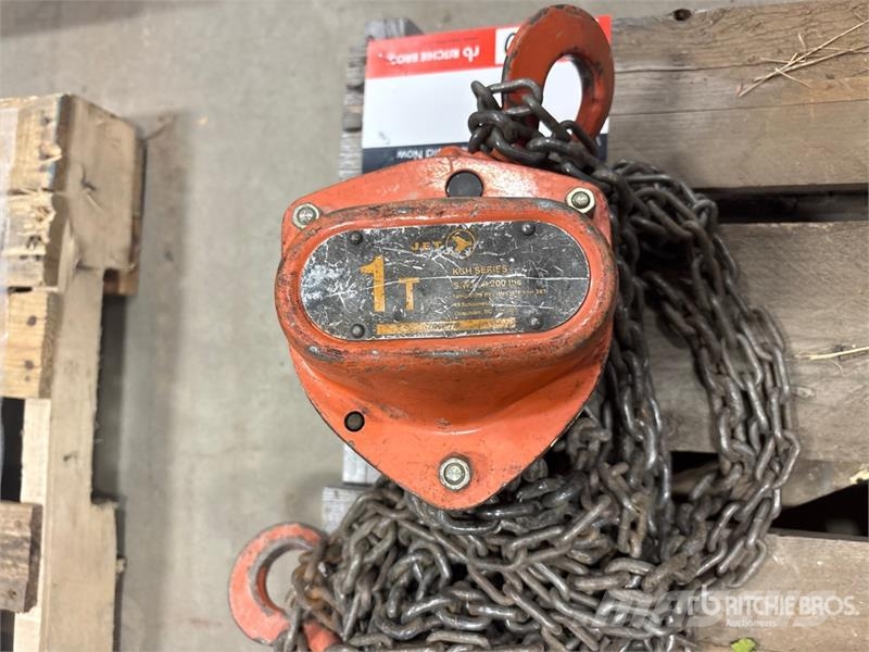 Quantity of (6) Miscellaneous Chain Hoists مكونات أخرى