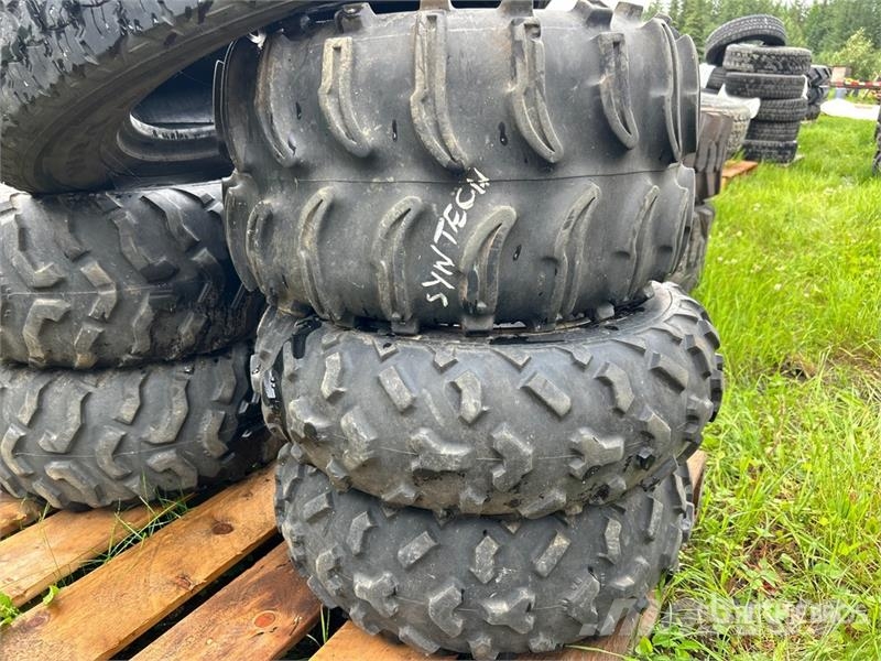  Quantity of (6) Mixed Tires Tyres, wheels and rims