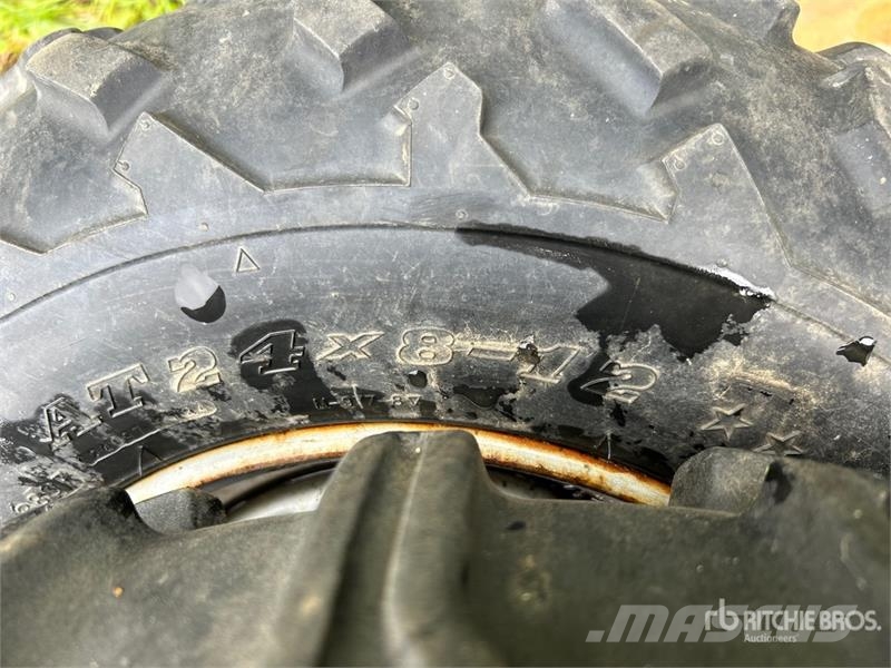  Quantity of (6) Mixed Tires Tyres, wheels and rims