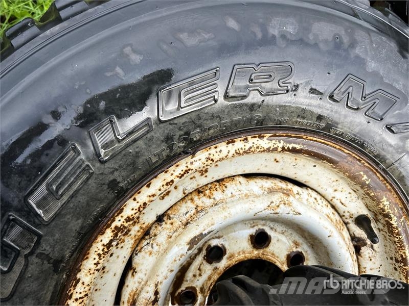 Quantity of (6) Mixed Tires Tyres, wheels and rims