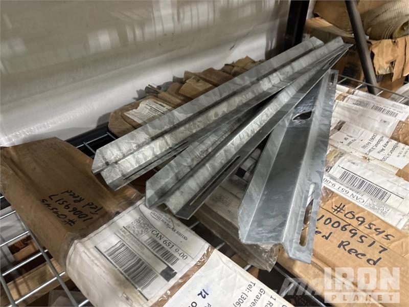  Quantity of (6) StorMax Multi-cable kit brackets f Ekin işleme ve depolama üniteleri/makineleri - Digerleri