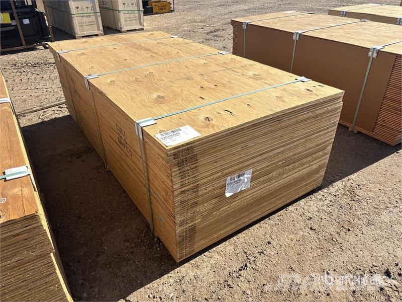  Quantity of (60) 1/2" 4x8 CSP/DFP No Stamp Plywood Andre komponenter