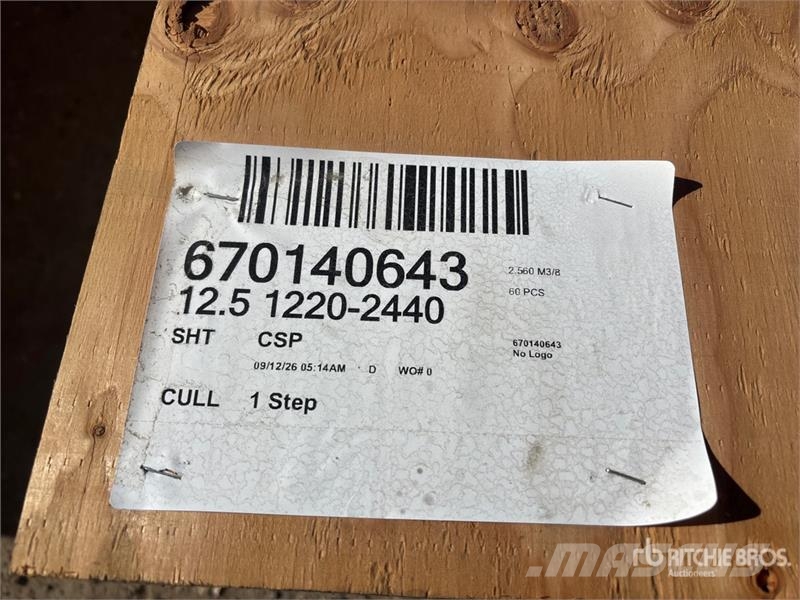 Quantity of (60) 1/2" 4x8 CSP/DFP No Stamp Plywood Andre komponenter