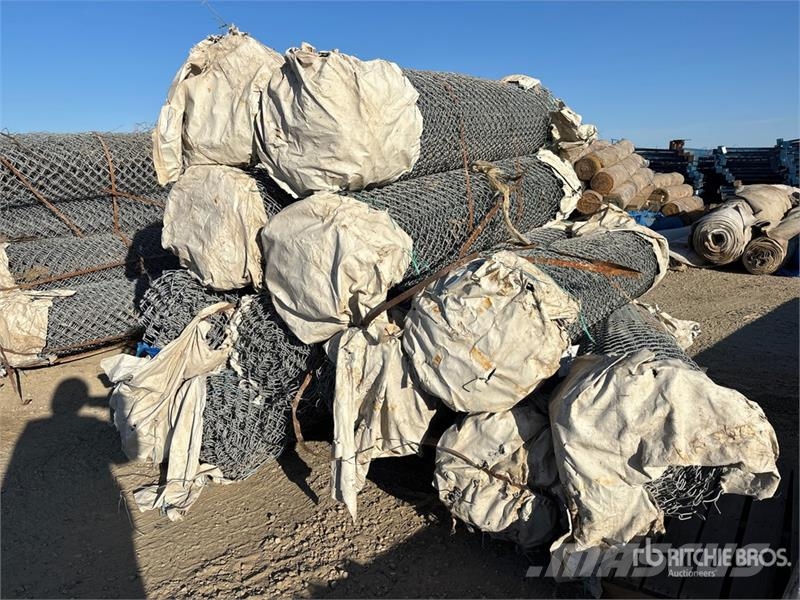 Quantity of 600 ft Package of 8 ft High Fencing Fencing equipment