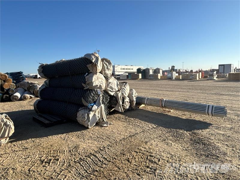 Quantity of 600 ft Package of 8 ft High Fencing Fencing equipment