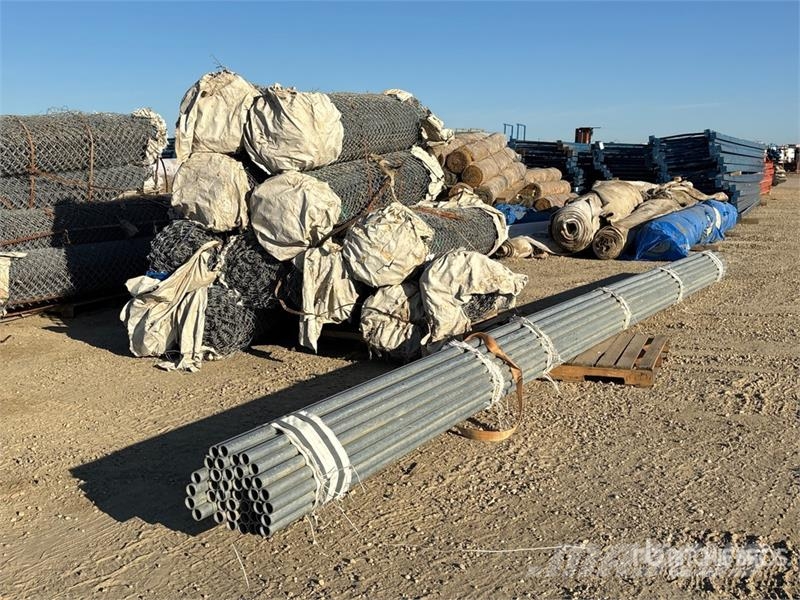 Quantity of 600 ft Package of 8 ft High Fencing Fencing equipment