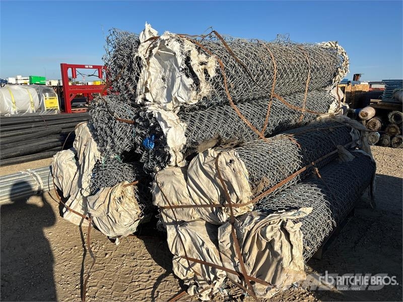 Quantity of 600 ft Package of 8 ft High Fencing Fencing equipment