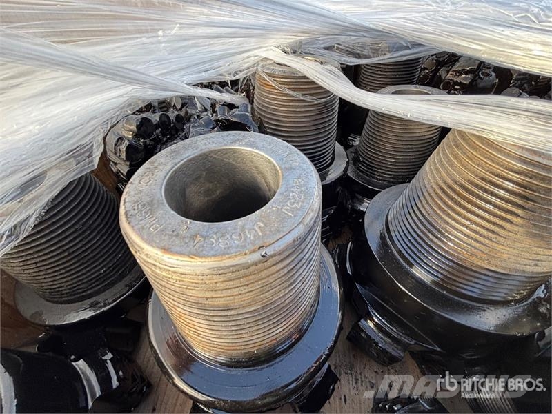 Quantity of (62) PDC Drill Bit Outros Florestal