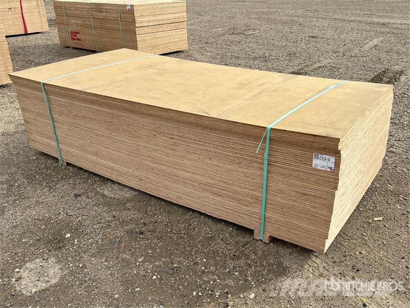 Quantity of (63) 4 ft x 8 ft x 3/8 in CSP/DFP No S Inne akcesoria