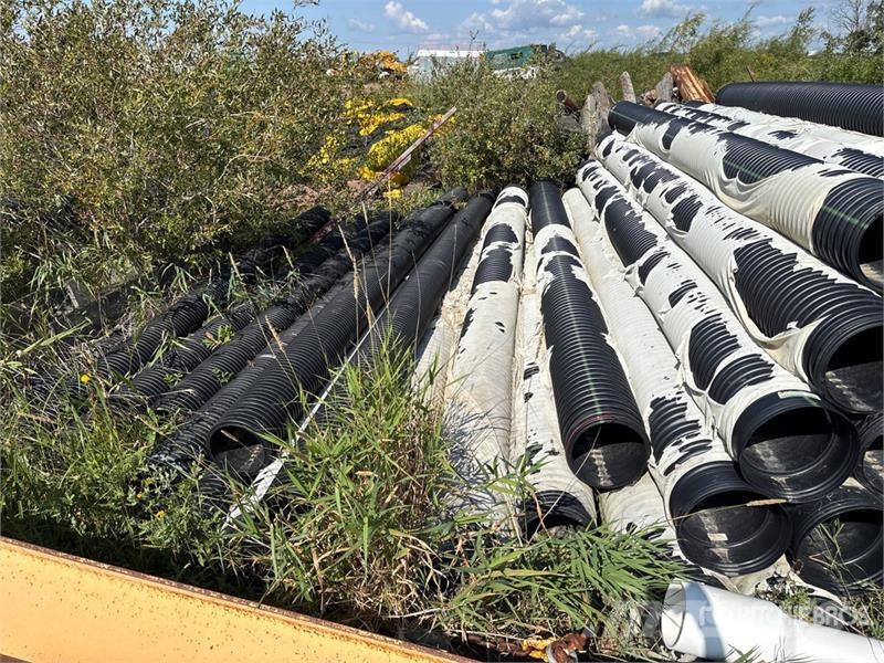 Quantity of (65) Weeping Tile Treuils, palans et monte-charge