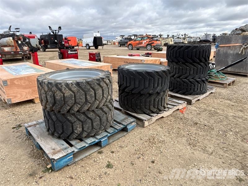Quantity of (7) 355/55D625 Foam Filled Tires - Fit Gume, točkovi i felne