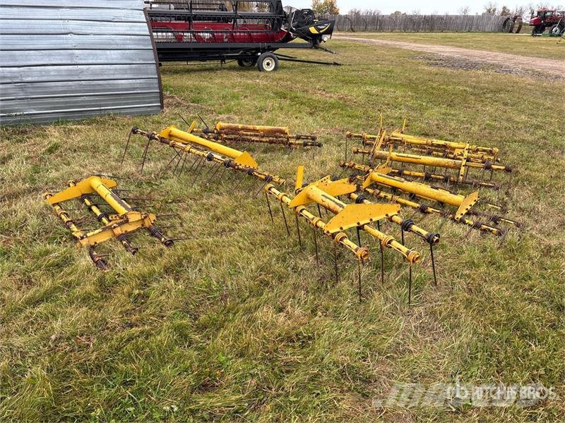  Quantity of (7) Bourgault Harrows مكونات أخرى