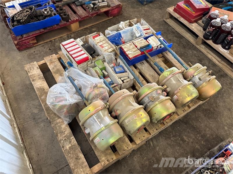  Quantity of (7) Brake Chambers Ostale kargo komponente