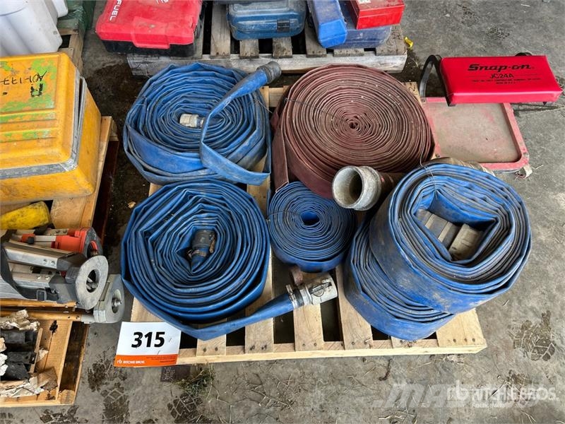Quantity of (7) Discharge Hose w/ Camlock Fittings Ďalšie komponenty