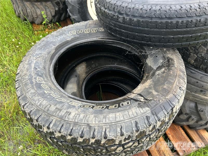 Quantity of (7) Mixed Tires Tyres, wheels and rims