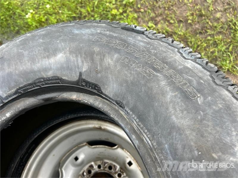 Quantity of (7) Mixed Tires Tyres, wheels and rims