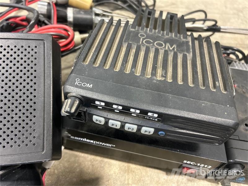  Quantity of (7) Radios Drugi deli