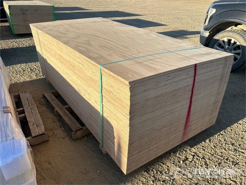 Quantity of (70) 4 ft x 8 ft 1/2 in G1S (Good One Other components