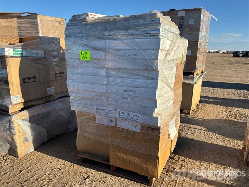  Quantity of 72 Merv 13 Filter 24 in x 24in x4in Hi Drugi deli