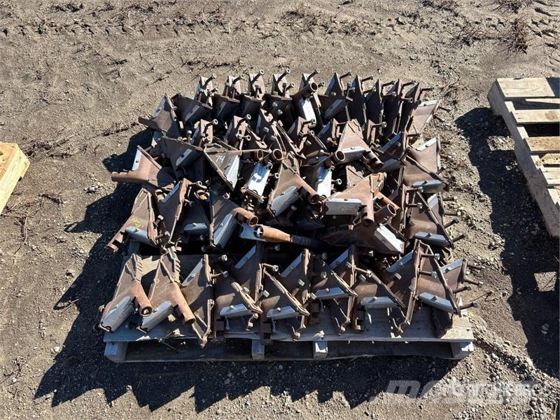  Quantity of (74) 1 in Atom Jet Air Drill Openers Kiti naudoti statybos komponentai