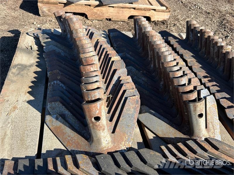 Quantity of (78) 12 in Cultivator Shovels Egyéb alkatrészek