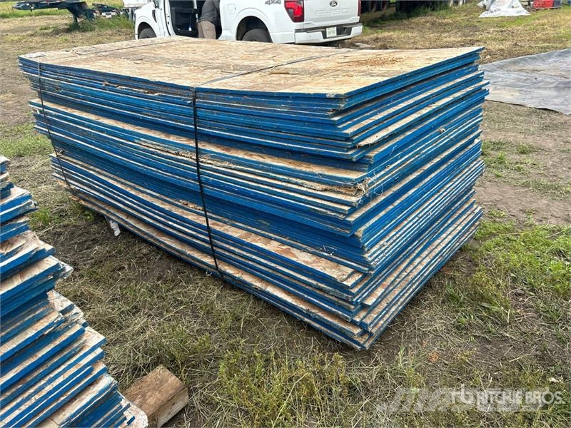  Quantity of (78) 4 in x 8 in OSB Board Drugi deli